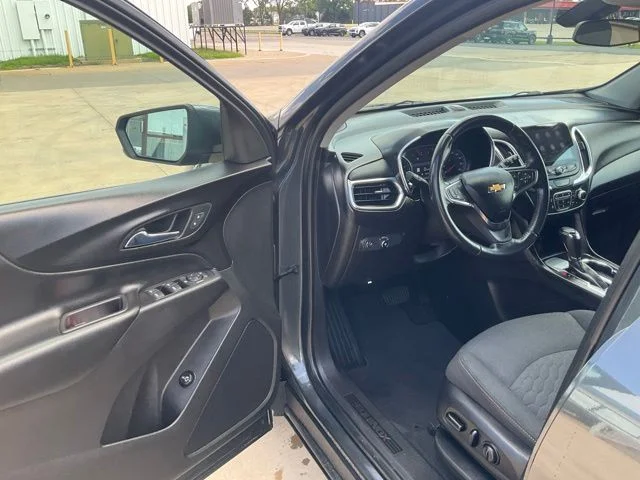 Used 2019 Gray Chevrolet LT image 3