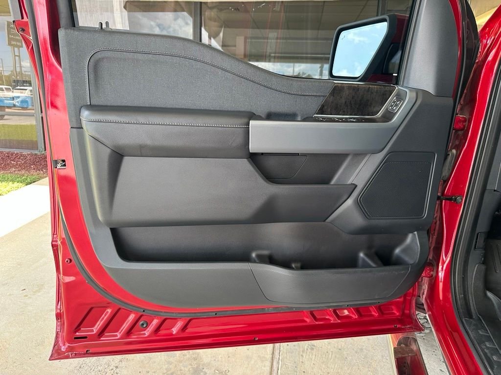 Used 2022 Red Ford Lariat image 11