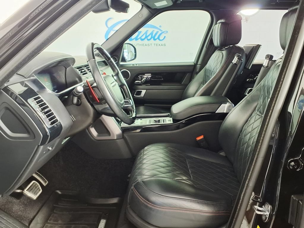 Used 2021 Black Land Rover SV Autobiography Dynamic image 10