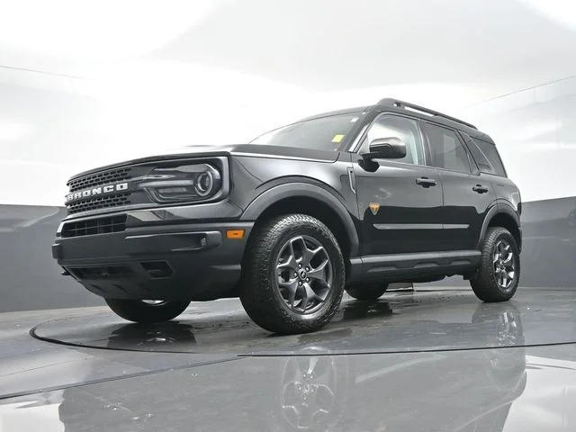 Used 2023 Black Ford Badlands image 31
