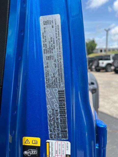 New 2026 Hydro Blue Pearl-Coat Exterior Paint Jeep Sport image 29