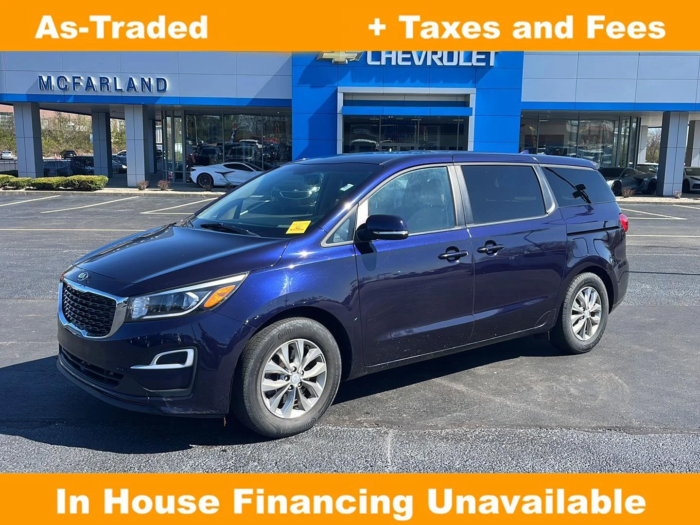 2019 Kia Sedona LX's photo