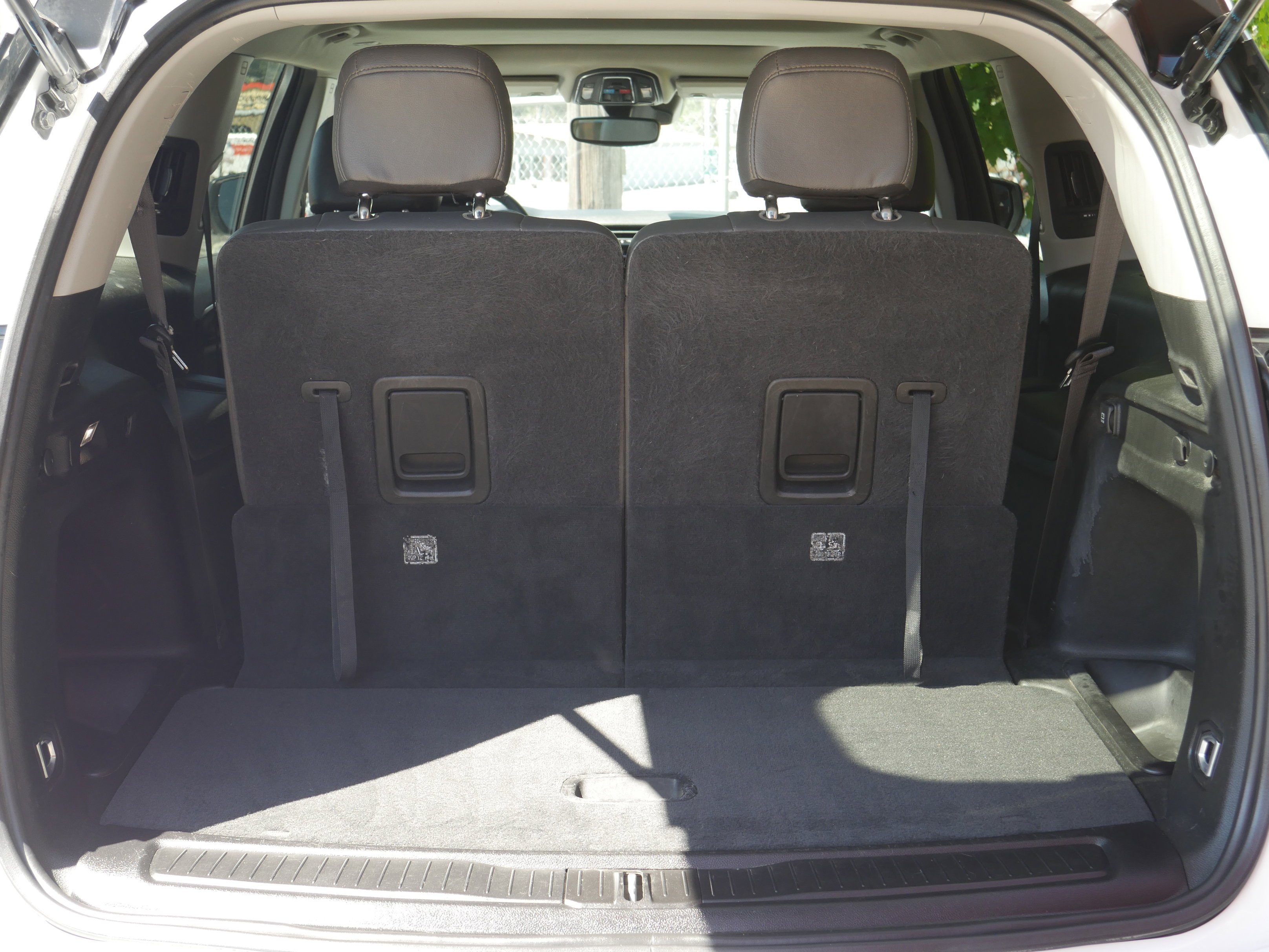 Used 2023 Bright White Clearcoat Jeep Laredo image 23