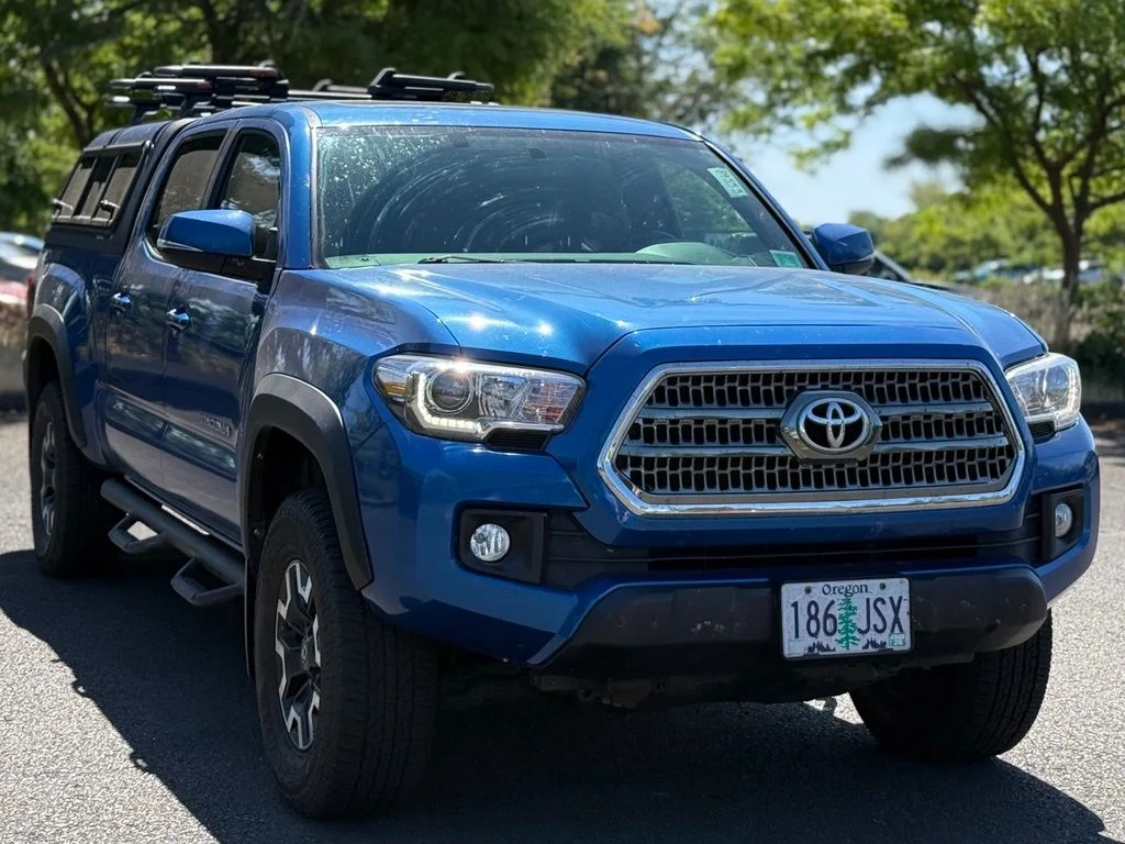 Used 2017  Toyota TRD Off-Road image 7