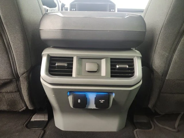 Used 2025 White Ford XLT image 38