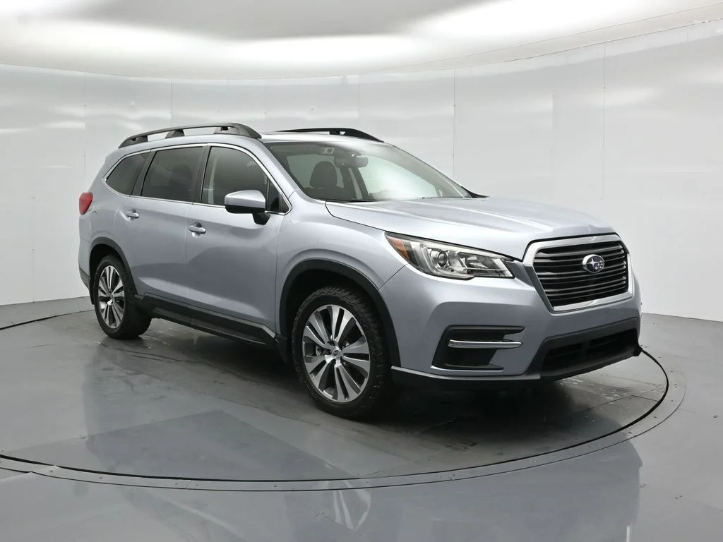 Used 2019 Silver Subaru Premium image 53
