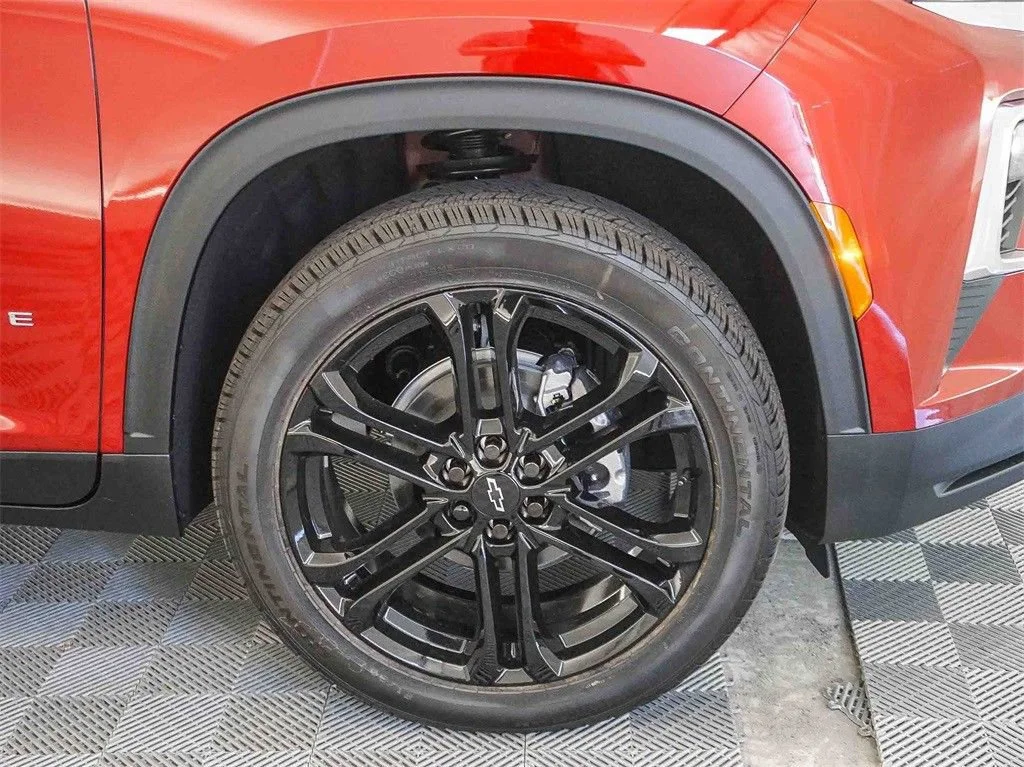 2026 Chevrolet Traverse LT - Photo 11