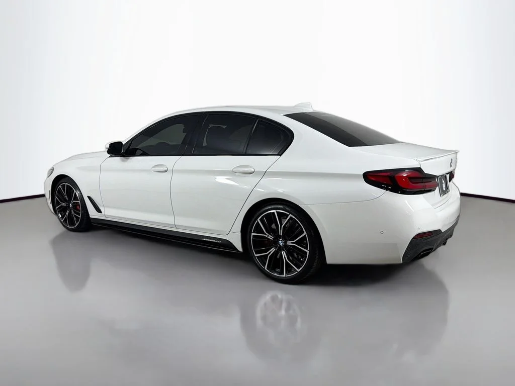 Used 2021 White BMW 540i image 7