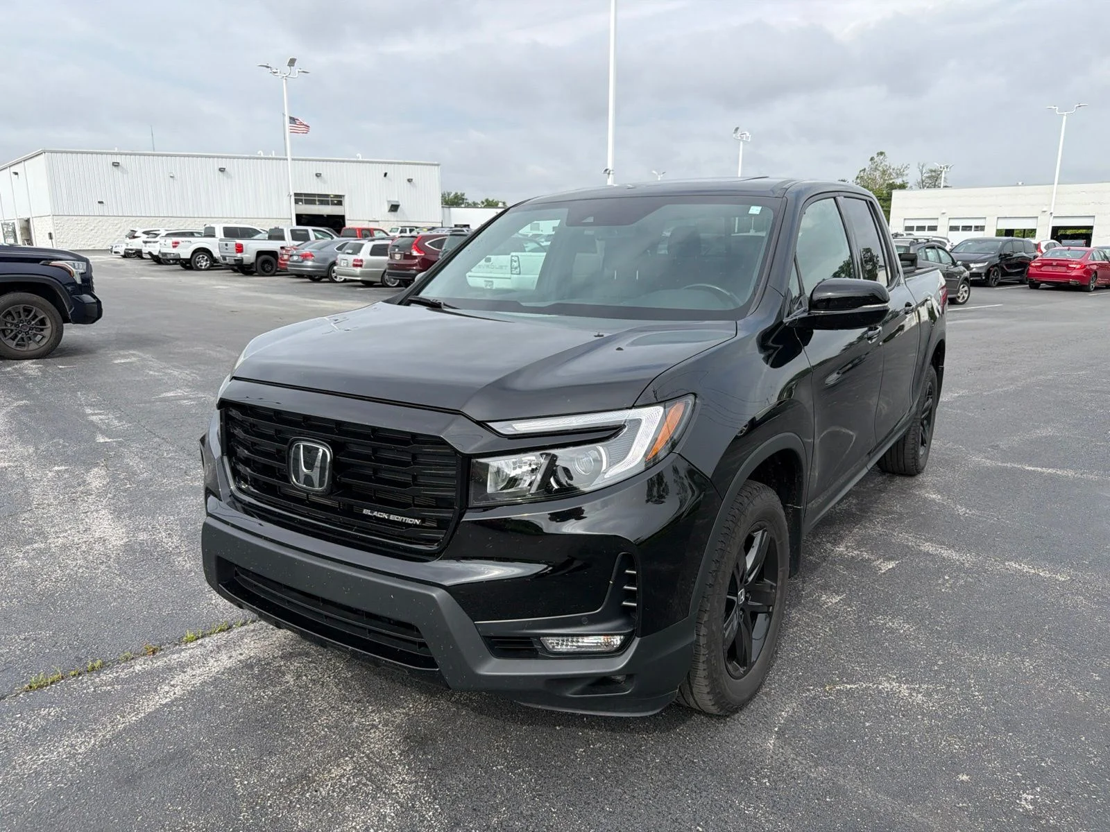 Used 2023 Black Honda Black Edition image 2