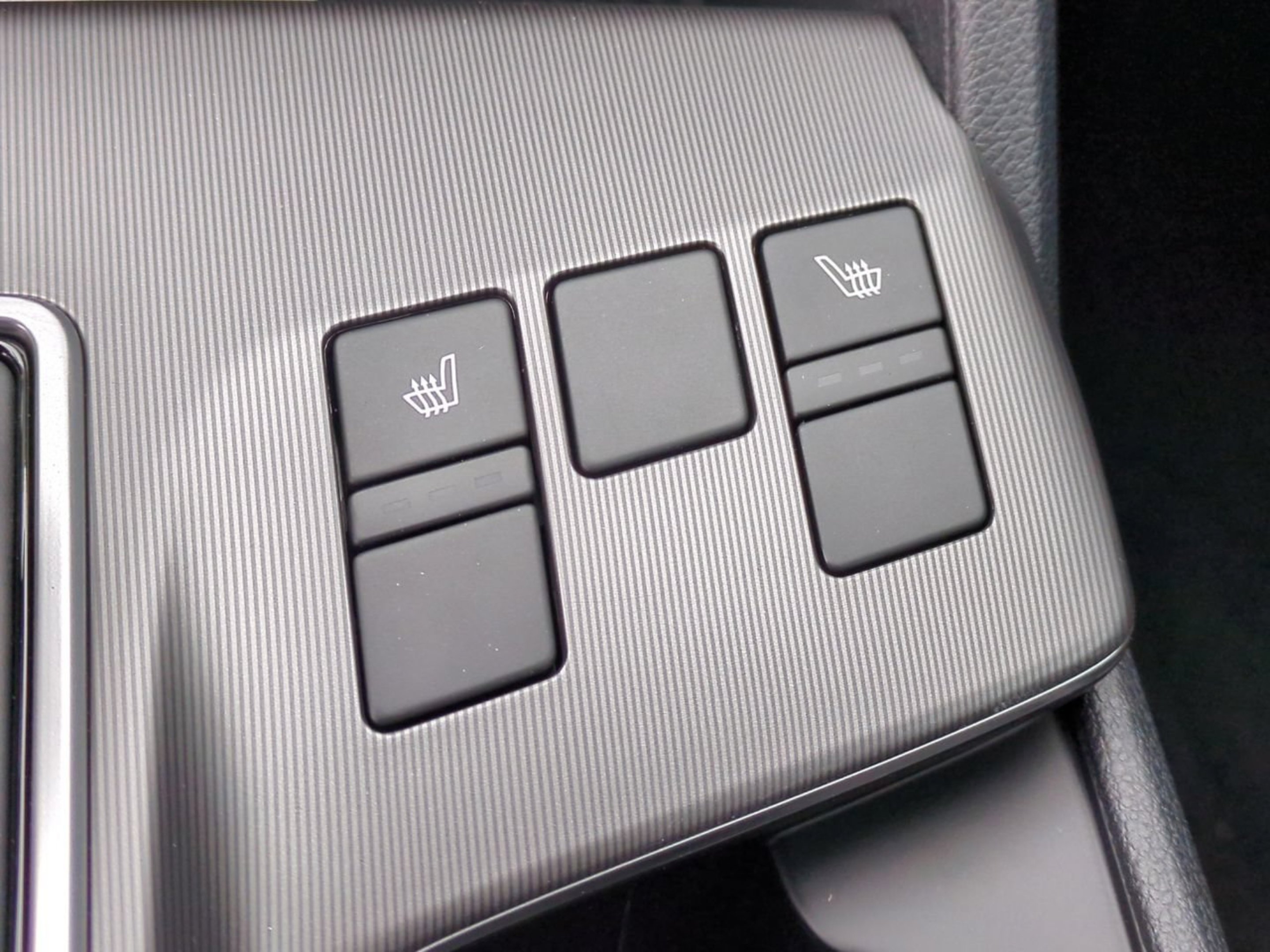 New 2026 Glacial White Pearl Kia EX image 27