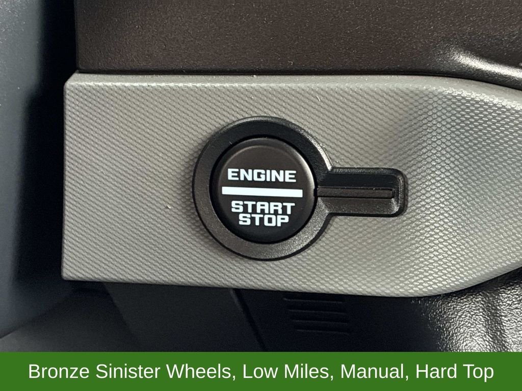 Used 2022 Green Ford  image 27