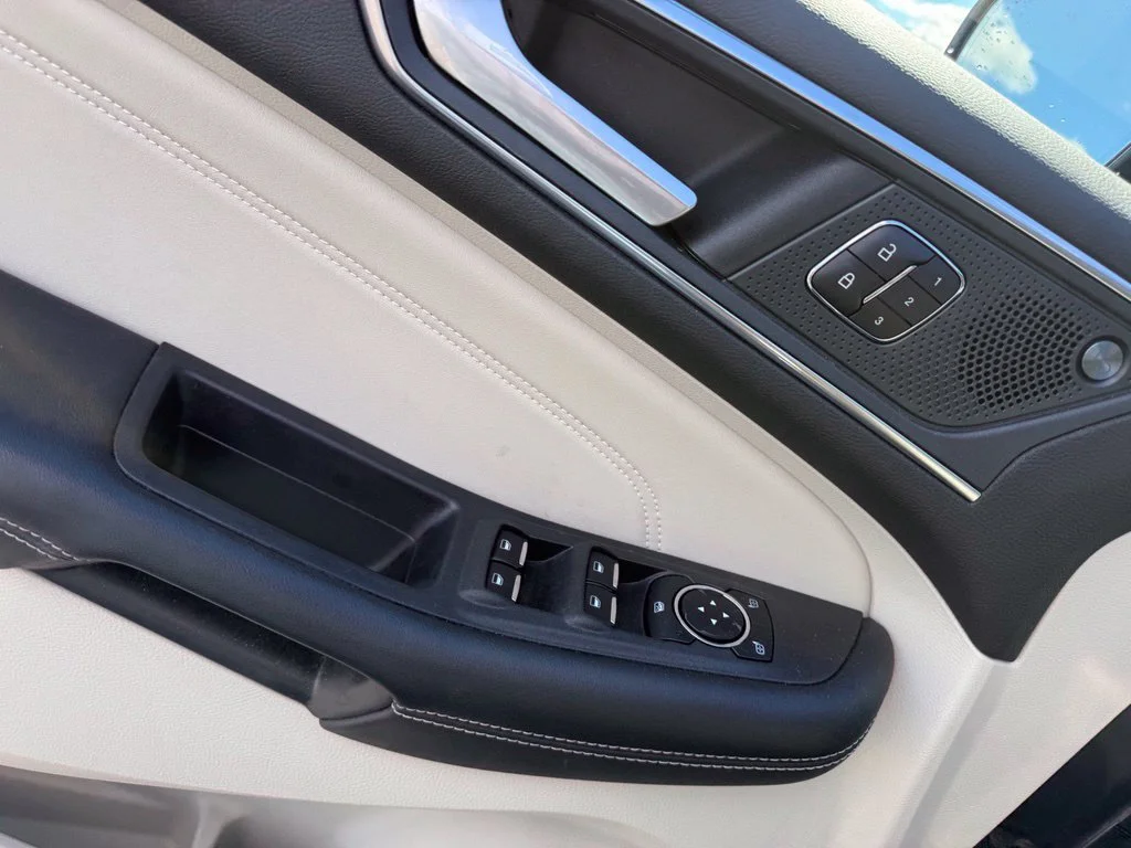 Used 2024 Blue Ford Titanium image 6