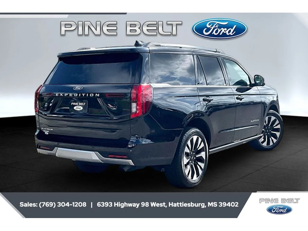 Used 2025 Agate Black Metallic Ford Platinum image 11