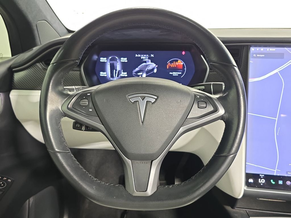 Used 2018  Tesla 75D image 14