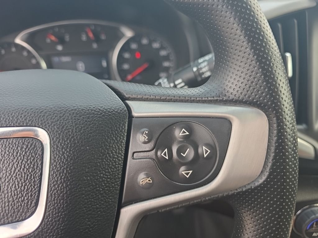 Used 2023 Red GMC SLE image 18