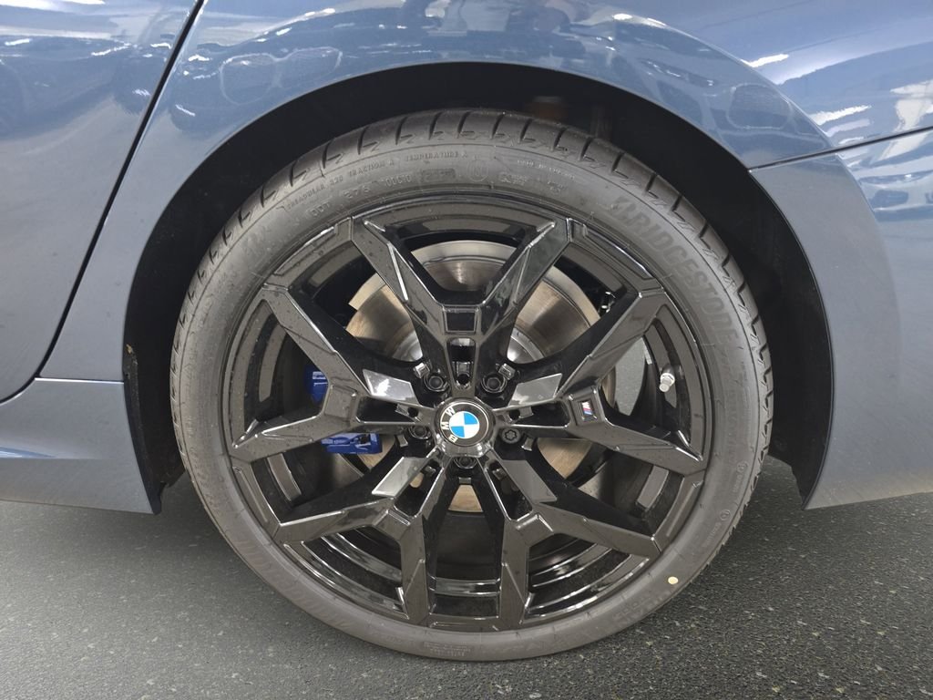 New 2026 Arctic Race Blue metallic BMW 330i image 21