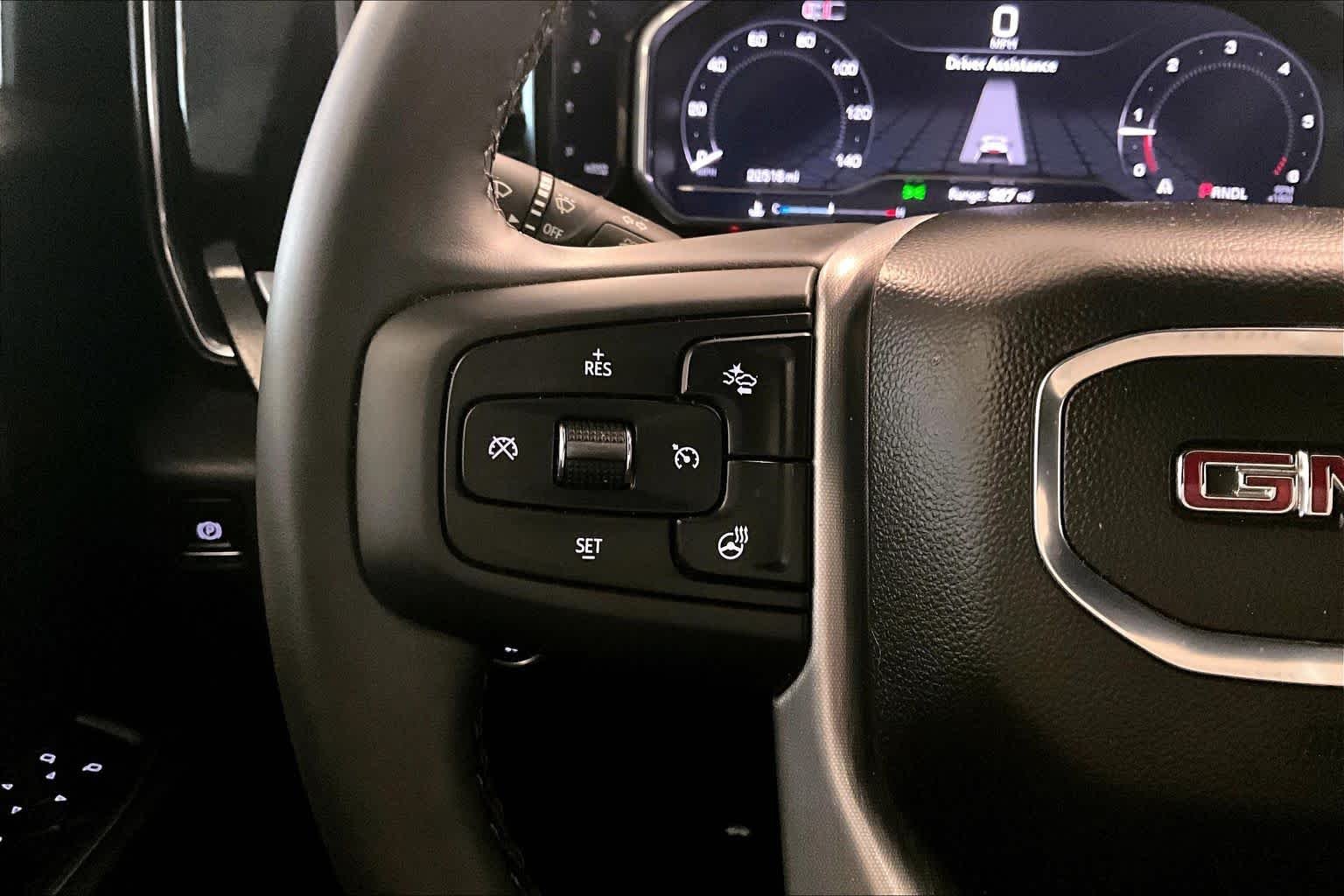 Used 2024 Onyx Black GMC Elevation image 22