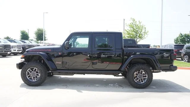 New 2026 Black Clear-Coat Exterior Paint Jeep Mojave X image 6