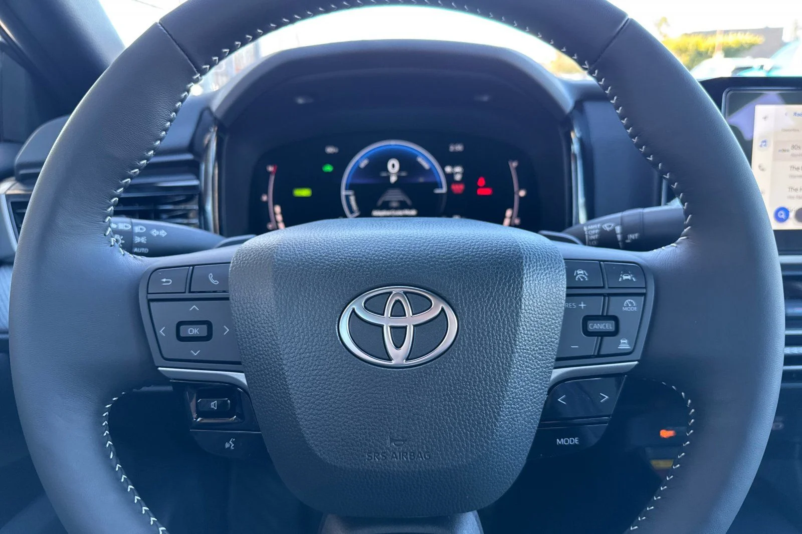 New 2026 Midnight Black Metallic Toyota  SE image 22