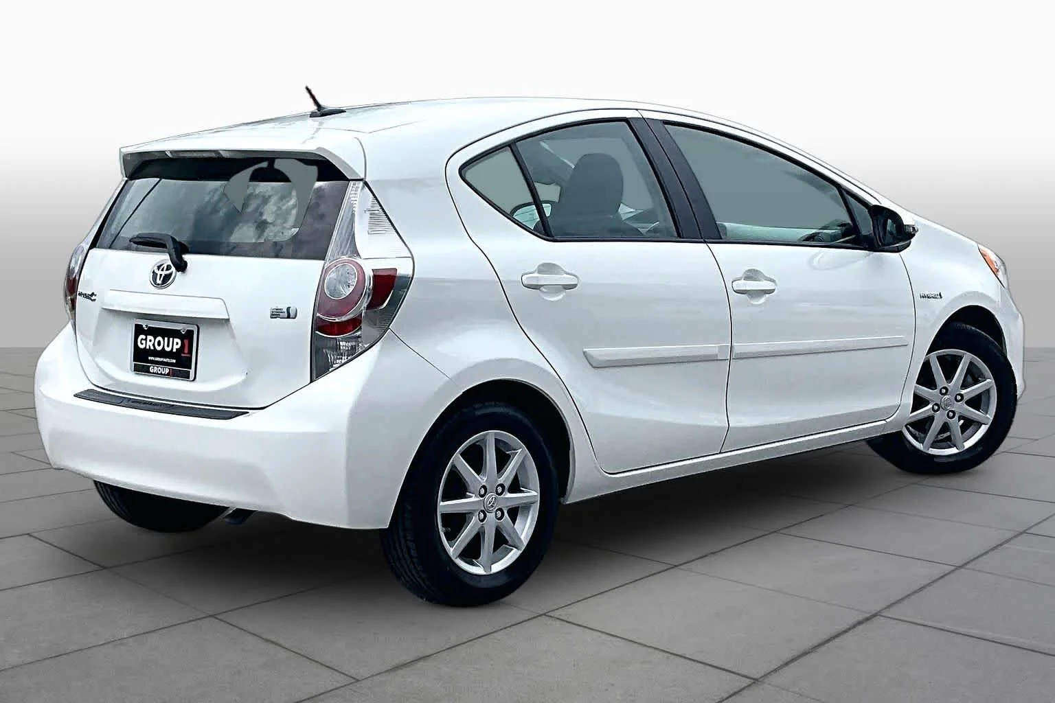 Used 2012 Moonglow Toyota Three image 13