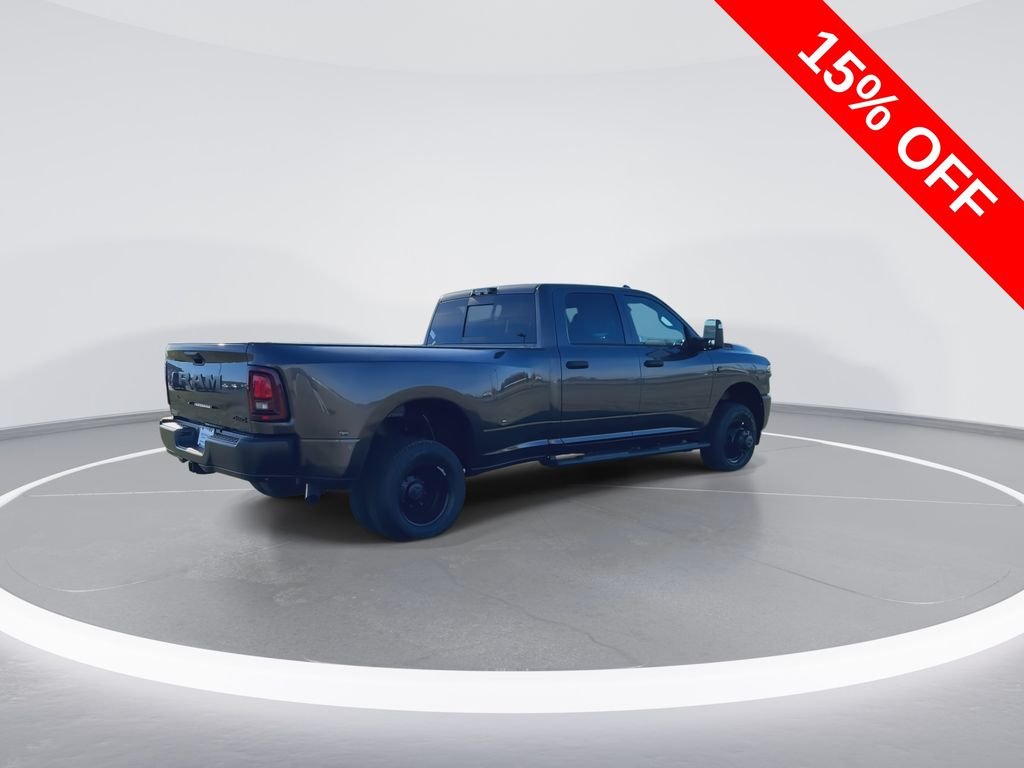 2026 RAM 3500 Tradesman - Photo 8