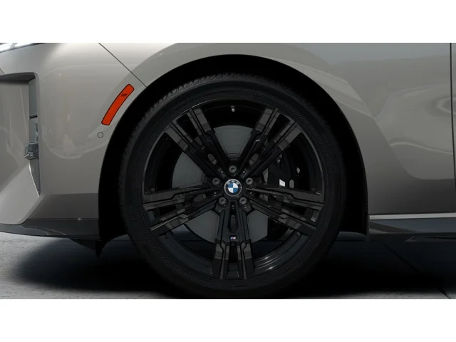 New 2027 Oxide Grey Metallic BMW 740i image 7