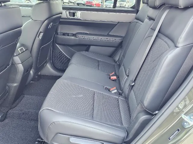 2025 Hyundai Santa Fe SEL - Photo 7