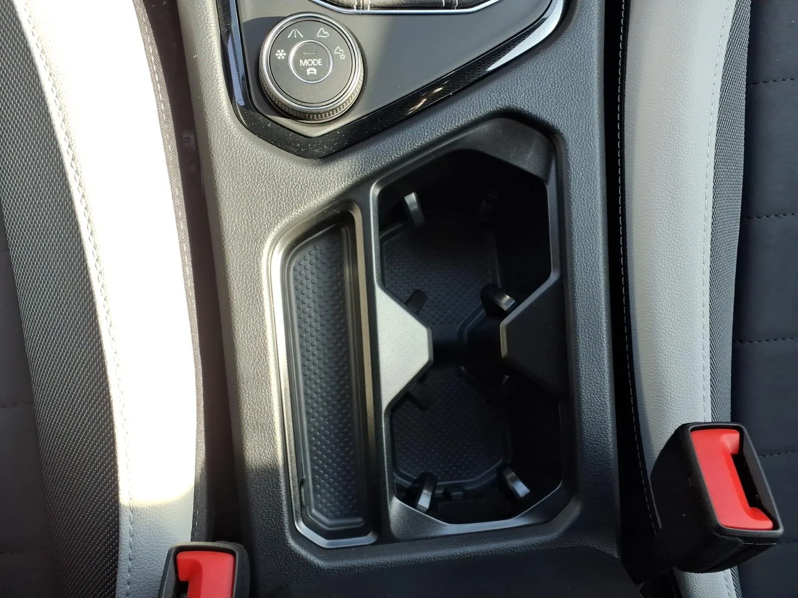 New 2026 Deep Black Pearl Volkswagen SE 4MOTION image 10