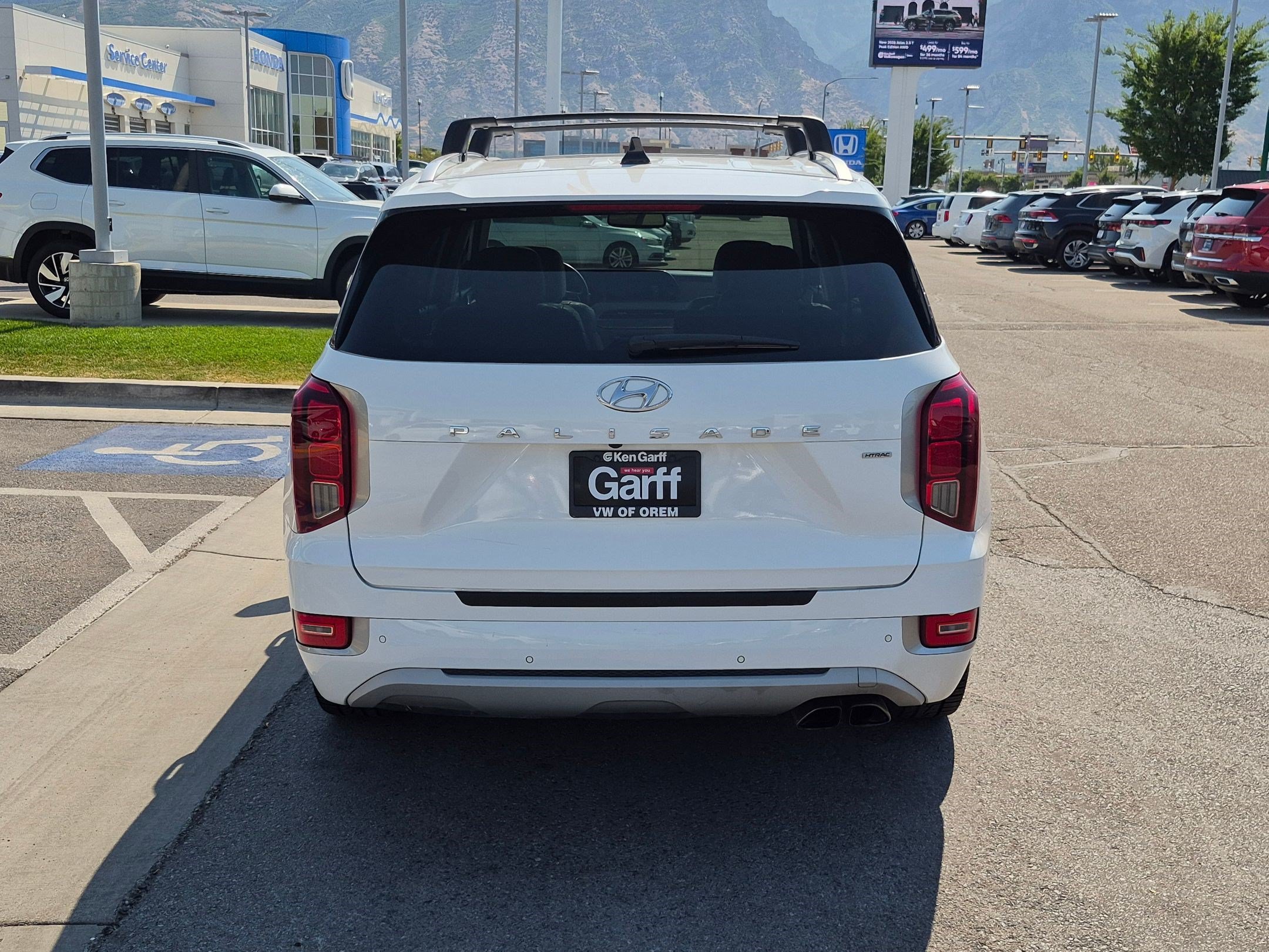 Used 2022 Hyper White Hyundai Limited image 4