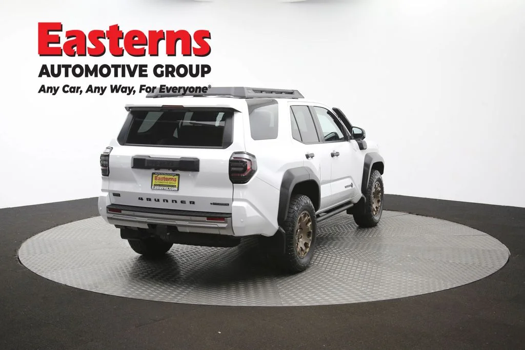 Used 2025 White Toyota Trailhunter image 43