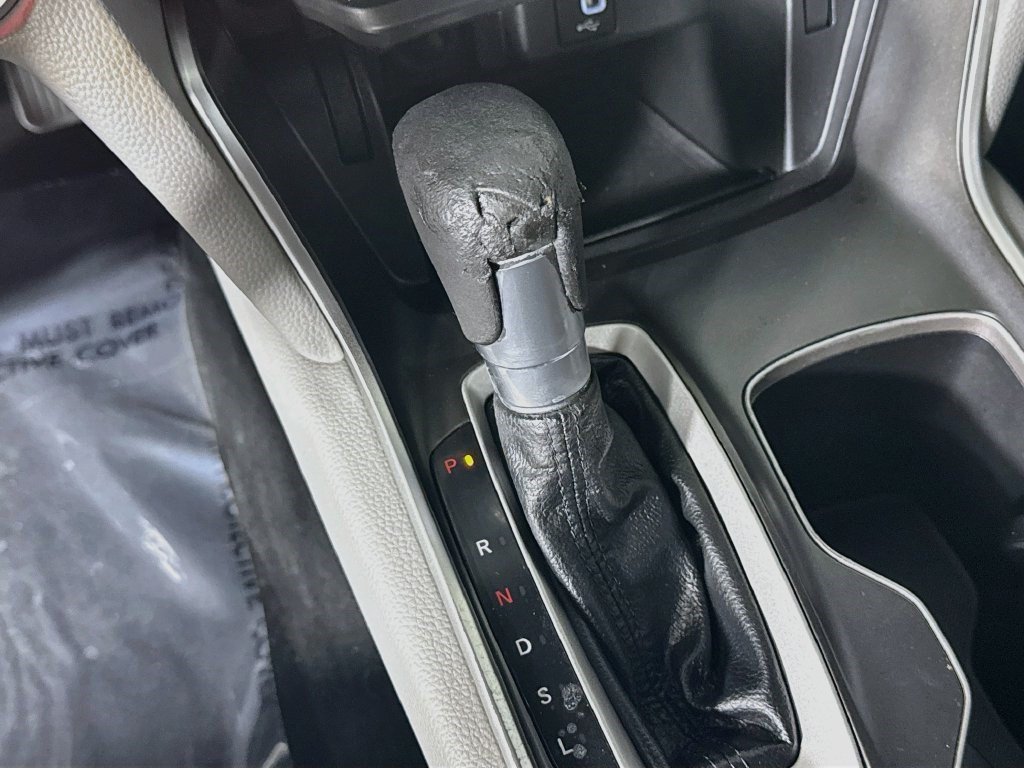 Used 2019 Still Night Pearl Honda LX 1.5T image 16