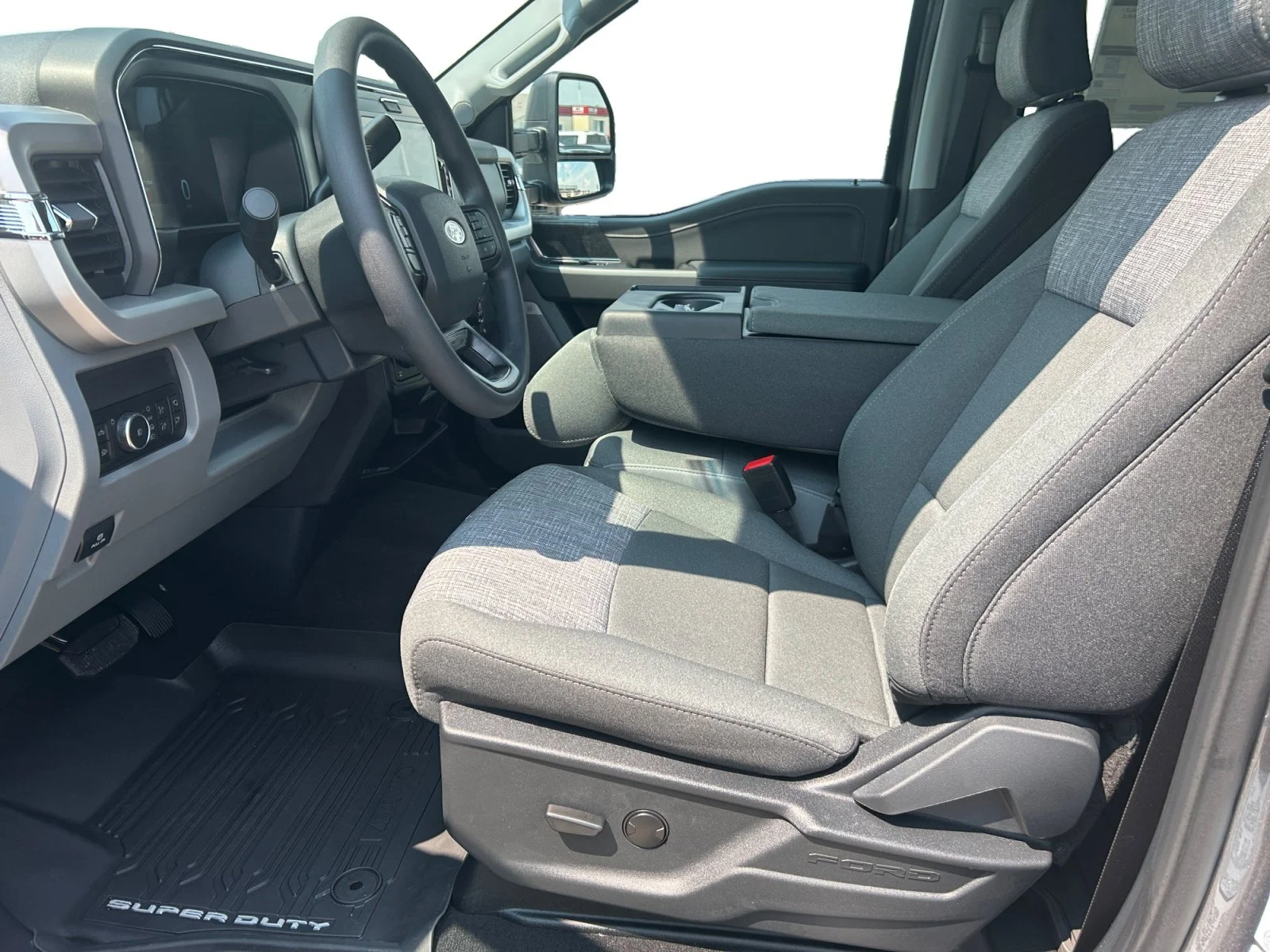 New 2026 Carbonized Grey Metallic Ford XLT image 14