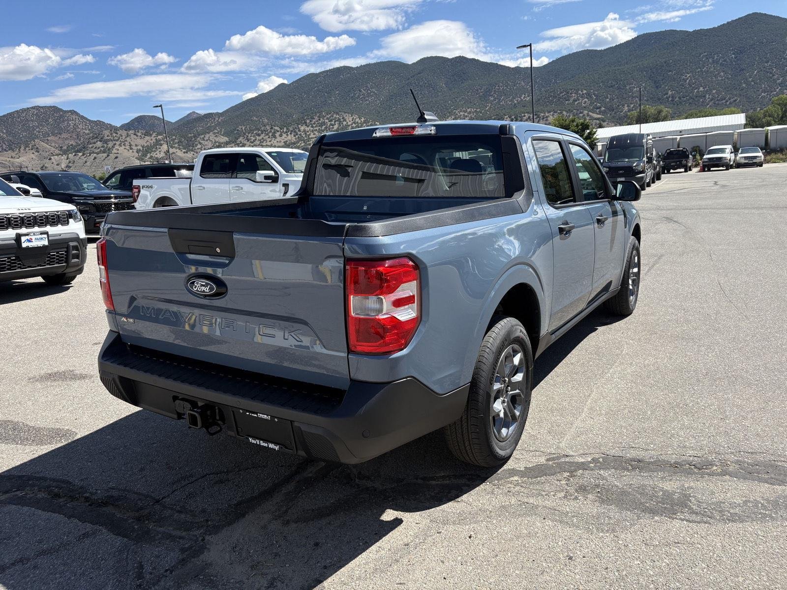Used 2026 Azure Gray Metallic Tri-Coat Ford XLT image 5