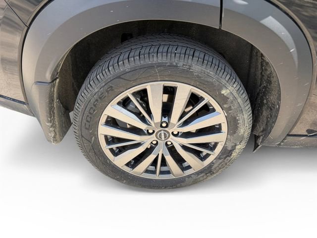 Used 2022 Super Black Nissan SL image 15