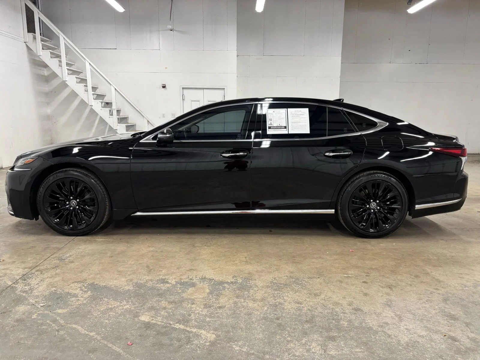 2018 Lexus LS Base - Photo 4
