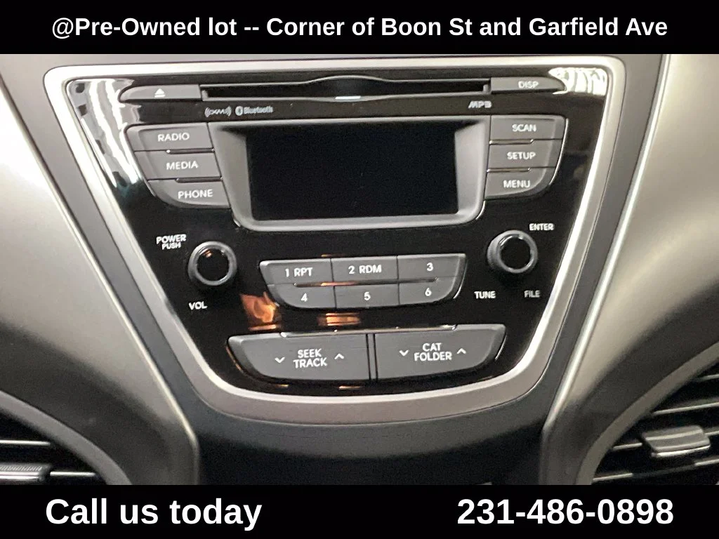 Used 2013 Gray Hyundai GLS image 19