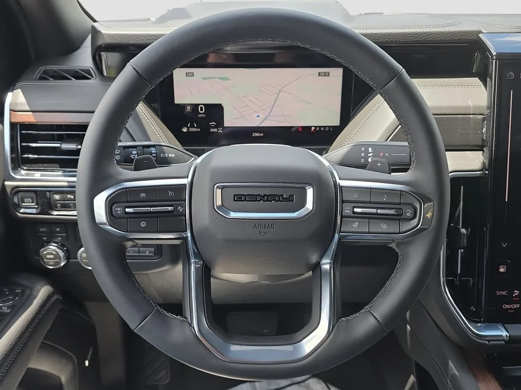 2026 GMC Yukon Denali - Photo 9