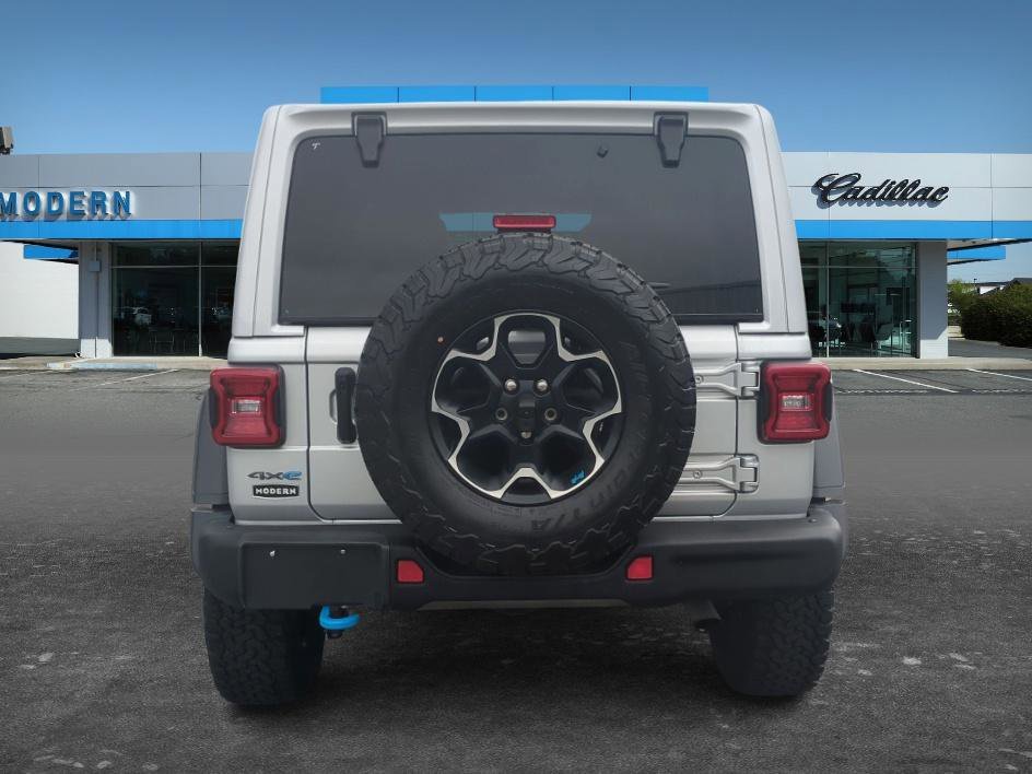 Used 2022 Silver Zynith Clearcoat Jeep Unlimited Rubicon image 4