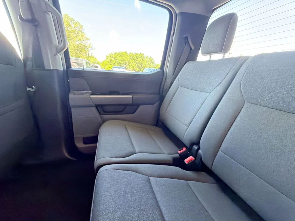 2025 Ford F-150 XLT - Photo 12