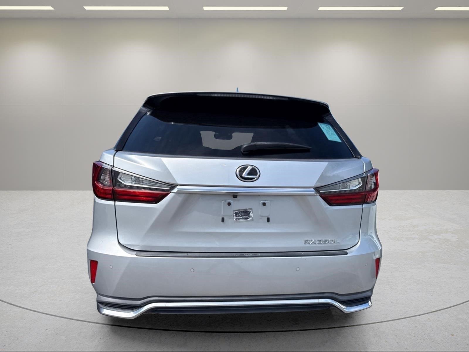 Used 2019 Silver Lining Metallic Lexus RX 350L Premium image 10