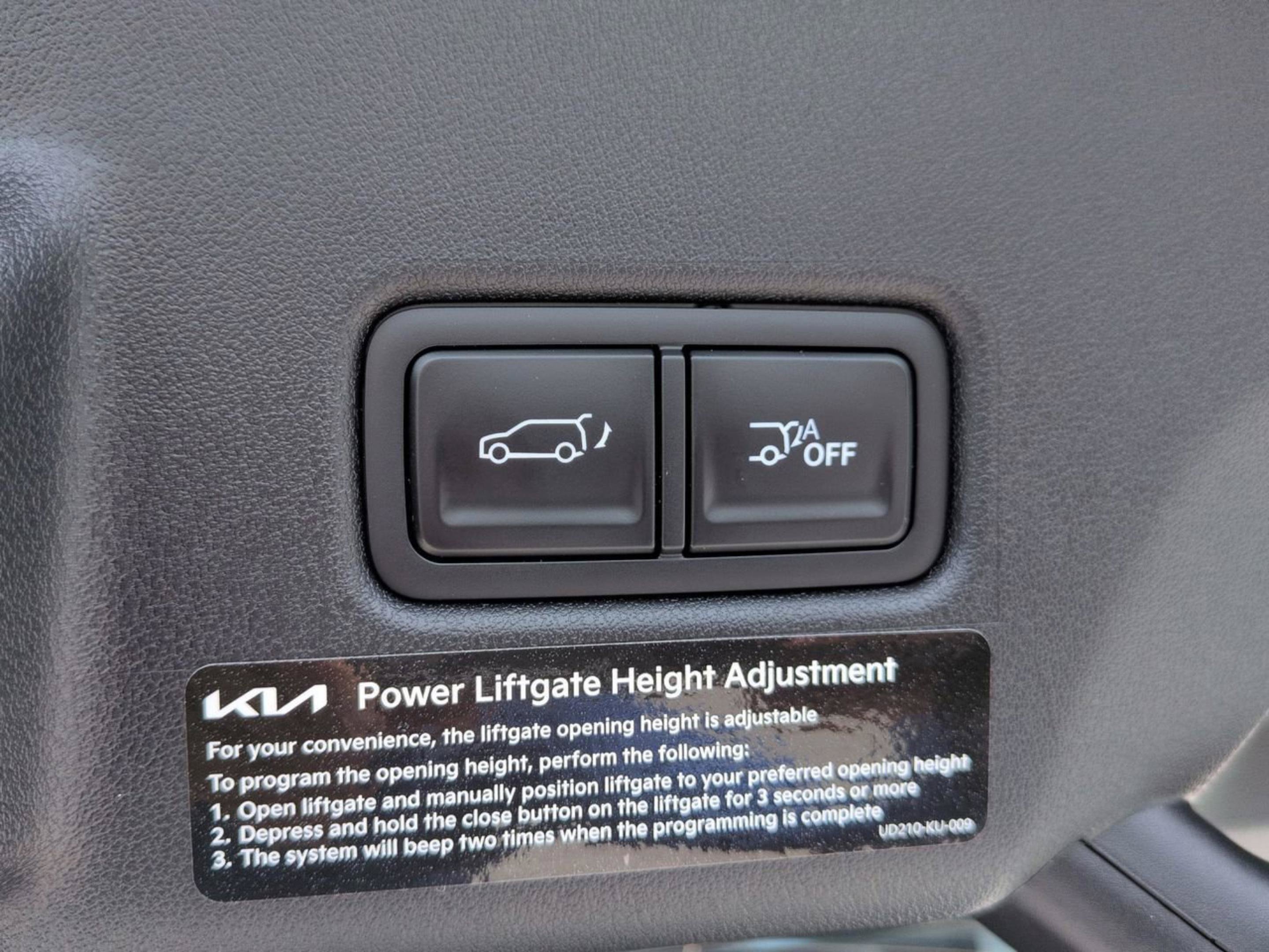 New 2027 Black Jade Green Kia X-Line SX image 15