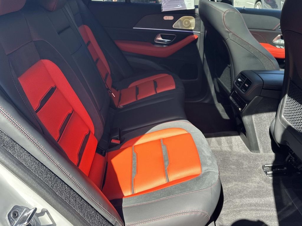 Certified Used 2025 MANUFAKTUR Alpine Gray Mercedes-Benz GLE 63 S AMG® image 13