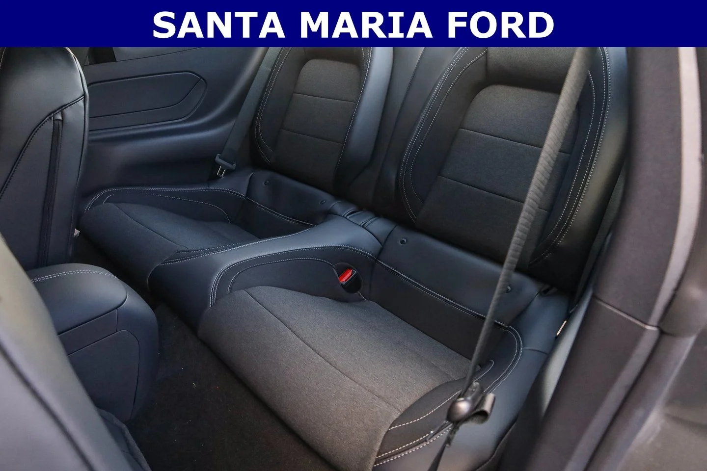 2025 Ford Mustang EcoBoost Fastback - Photo 26