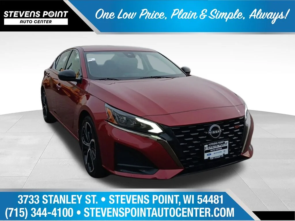 Used 2025 Scarlet Ember Nissan 2.5 SR image 1