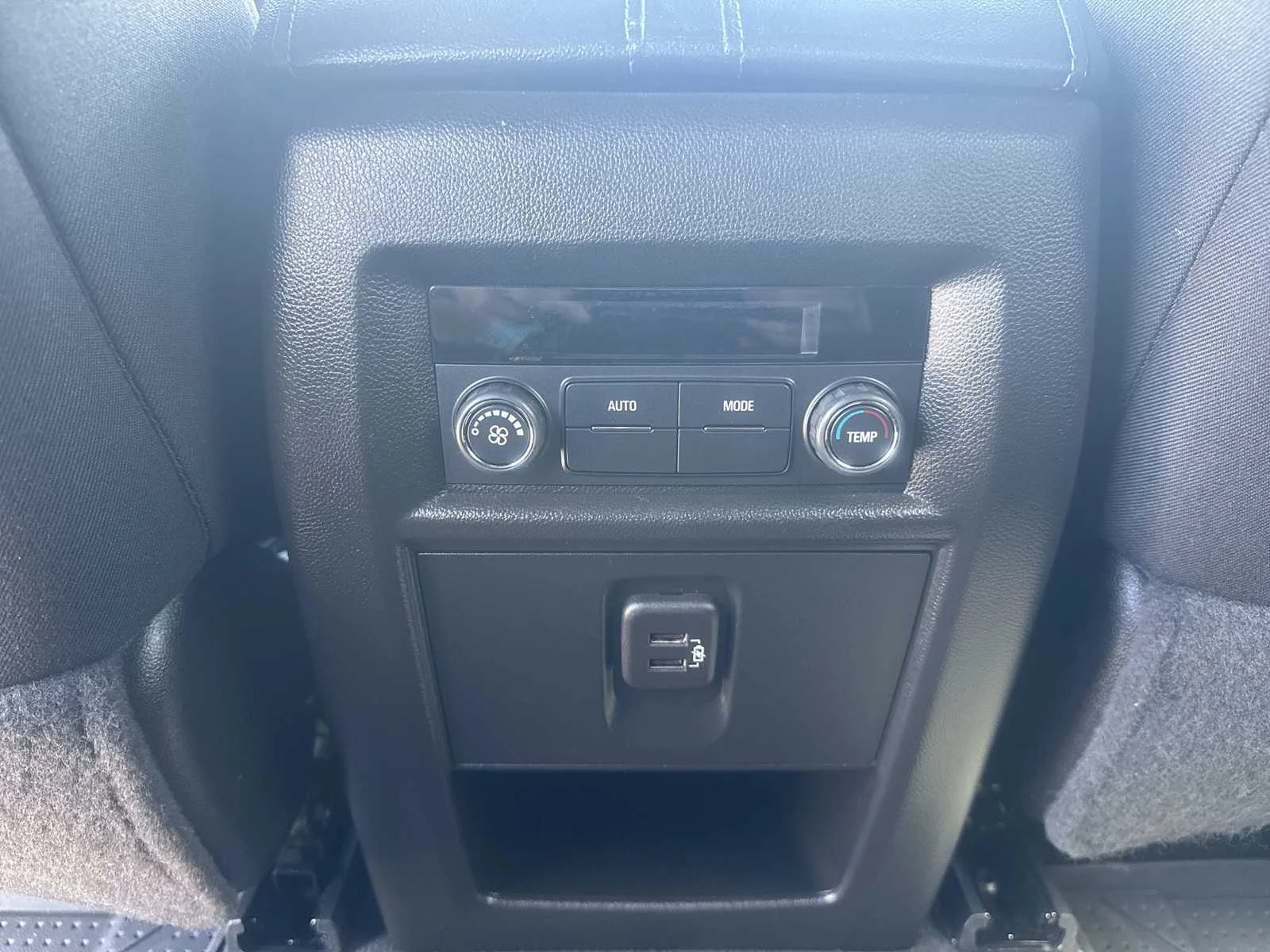 2023 Chevrolet Traverse 1LT - Photo 21