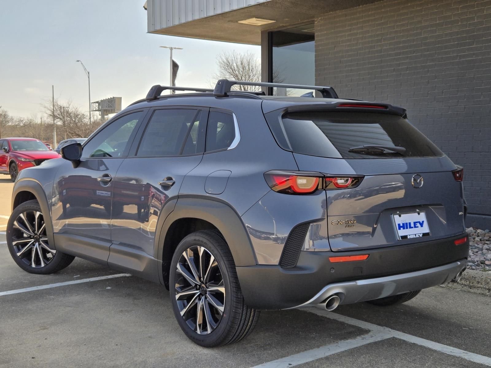 View vehicle photo 4