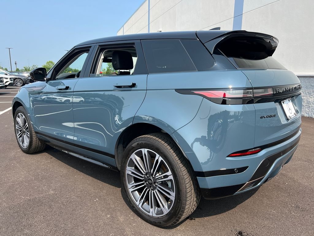 Used 2024  Land Rover Dynamic image 5