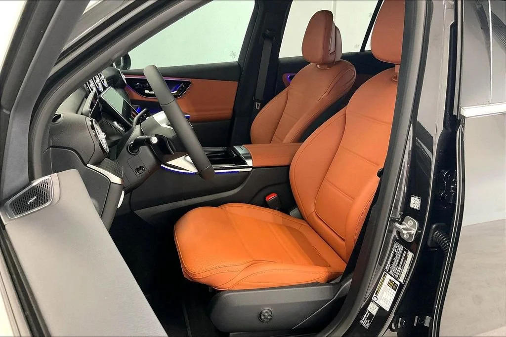 New 2026 Graphite Grey Metallic Mercedes-Benz GLC 300 image 21