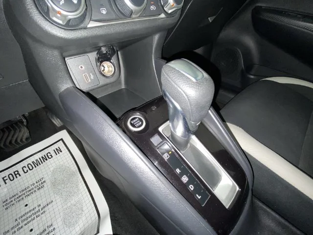 Used 2021 Gray Nissan 1.6 SV image 19