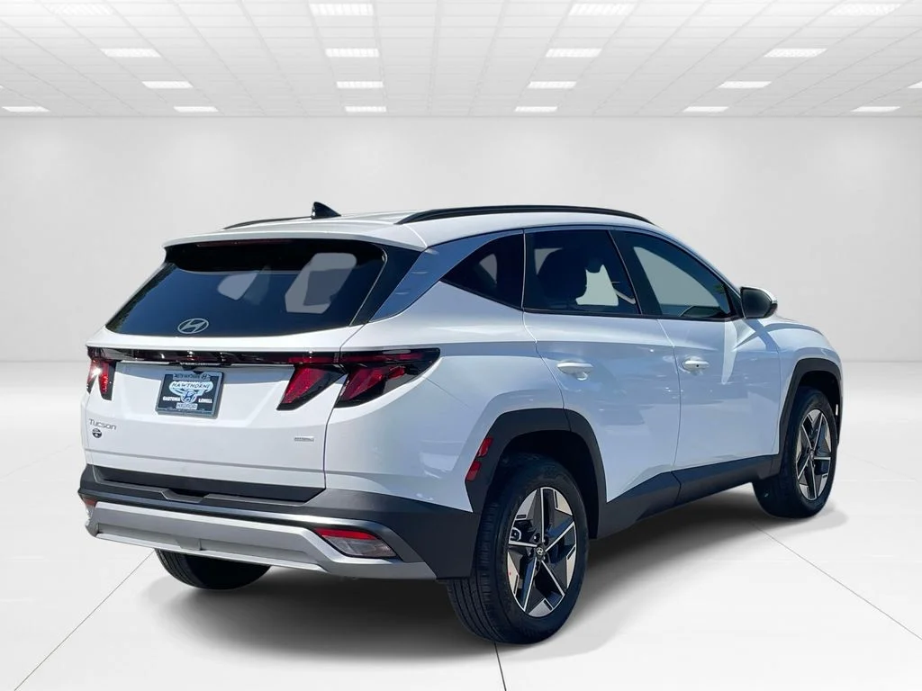 New 2026 White Hyundai SEL image 6